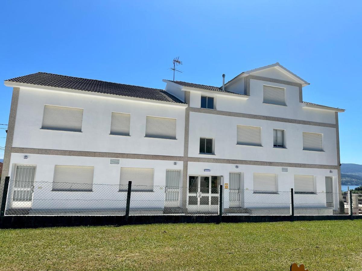 Apartamentos Naturmar Raxo Luaran gambar