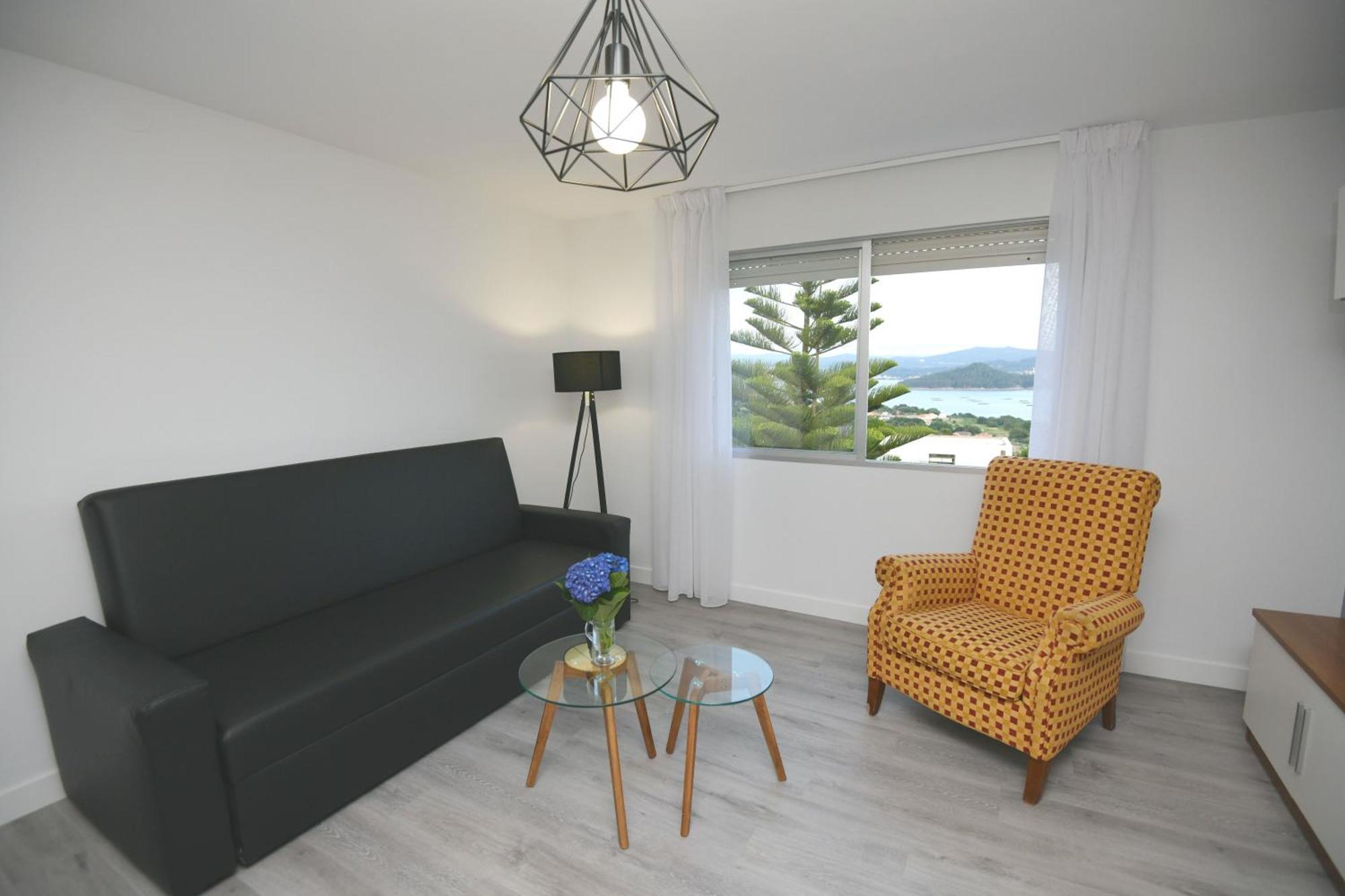 Apartamentos Naturmar Raxo Luaran gambar