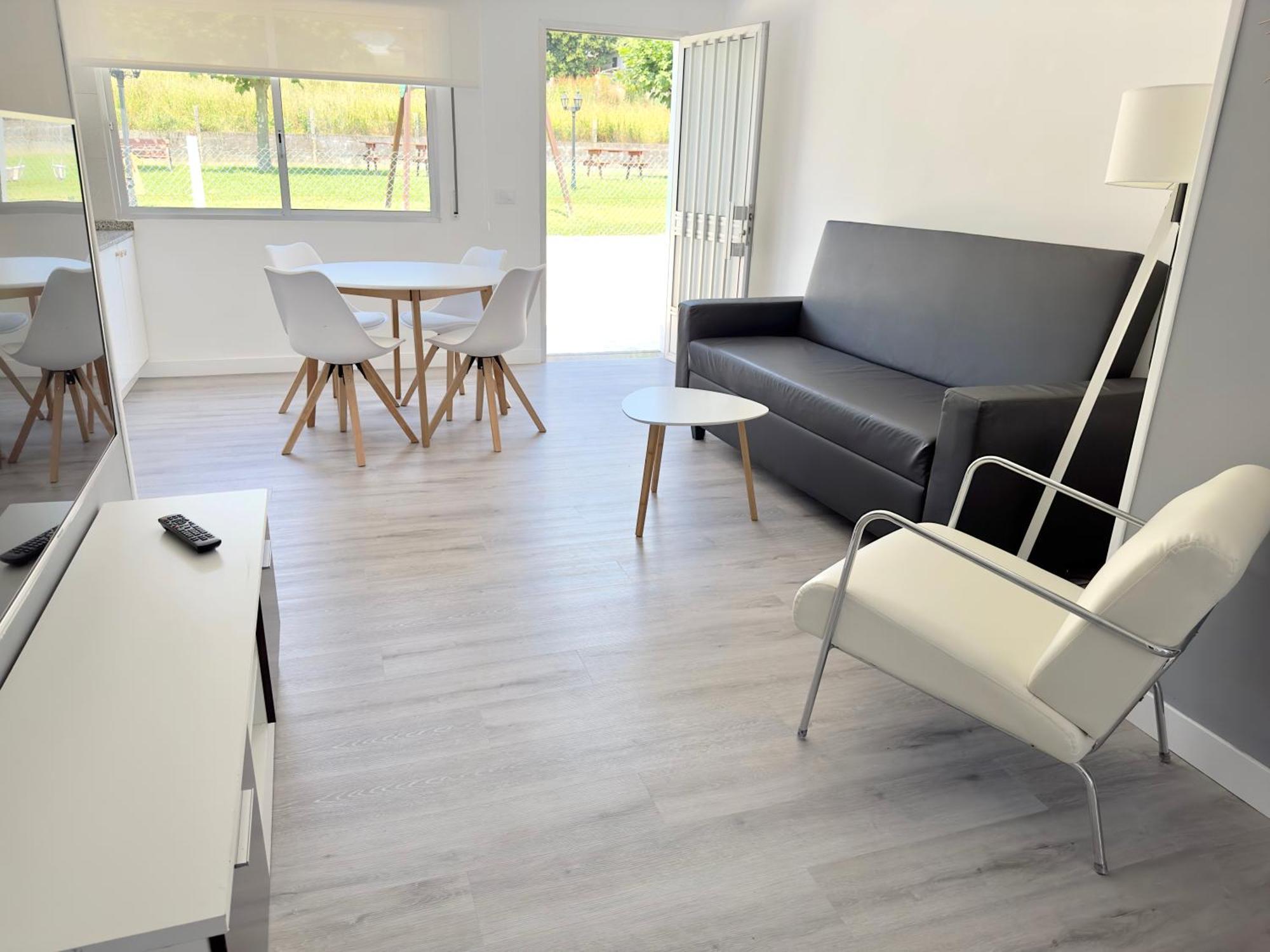 Apartamentos Naturmar Raxo Luaran gambar