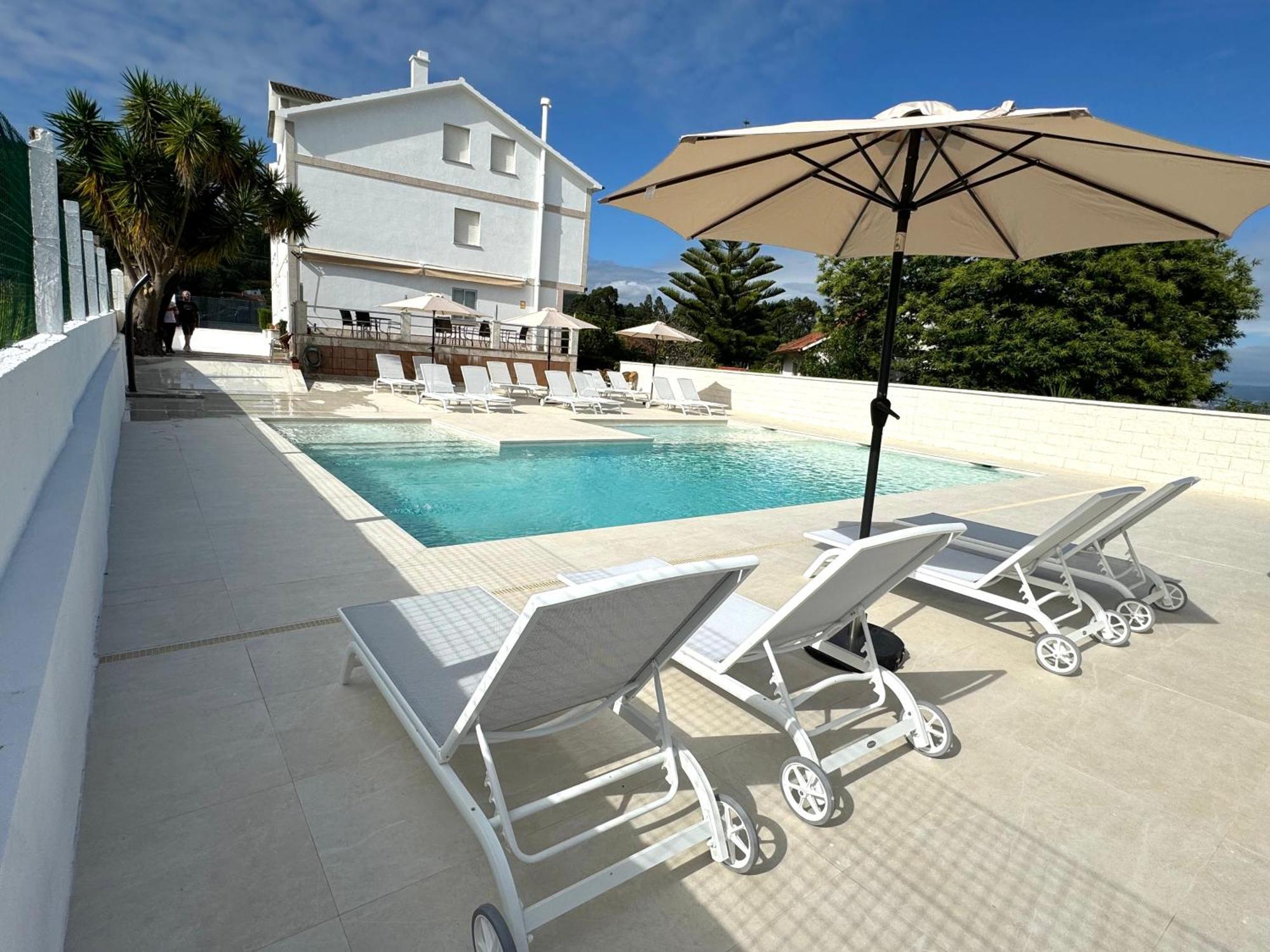 Apartamentos Naturmar Raxo Luaran gambar