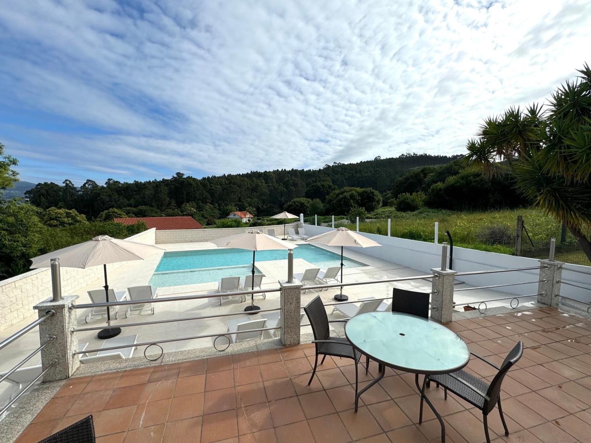 Apartamentos Naturmar Raxo Luaran gambar